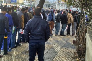 Απίστευτη ταλαιπωρία στην Υπηρεσία Ασύλου