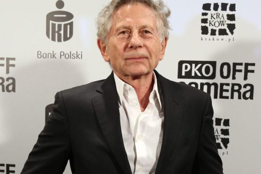 Παραιτήθηκε από τα Σεζάρ