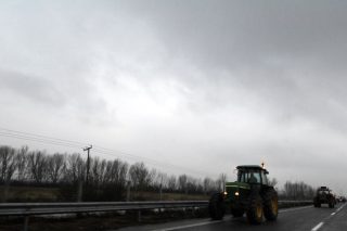 Μαρσάρουν τα τρακτέρ σε Προμαχώνα και Νίκαια