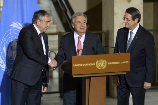 Ένας διάλογος σίγουρα όχι εύκολος