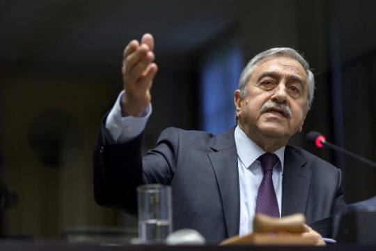 Ο Ακιντζί ζήτησε από τον Ταγιάνι 2 έδρες για Τουρκοκύπριους