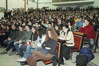 Οι μύθοι για το πτυχίο