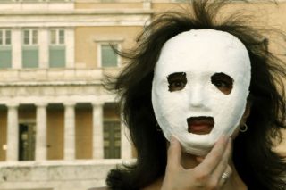 «Εθνική κατάθλιψη»: Μύθος ή πραγματικότητα;