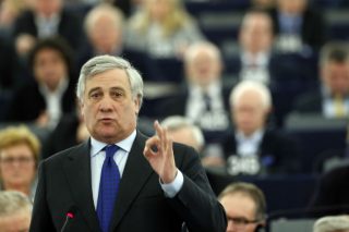 Ανασκεύασε ο Ταγιάνι για την ΠΓΔΜ