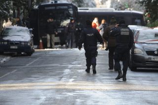 Ενοπλη επίθεση στις διμοιρίες του ΠΑΣΟΚ