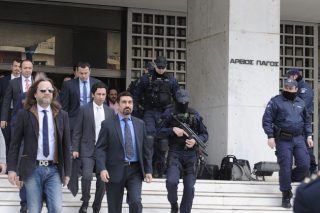 Μεθαύριο η απόφαση για την έκδοση των Τούρκων αξιωματικών
