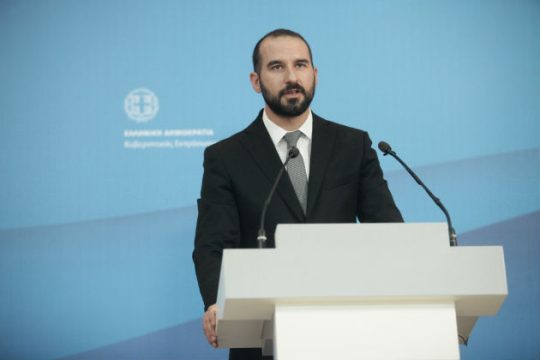 «Χωρίς υποχωρήσεις θα κλείσει η αξιολόγηση»