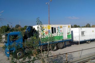 Εδιωξαν από το Ελληνικό δομή για προσφυγόπουλα