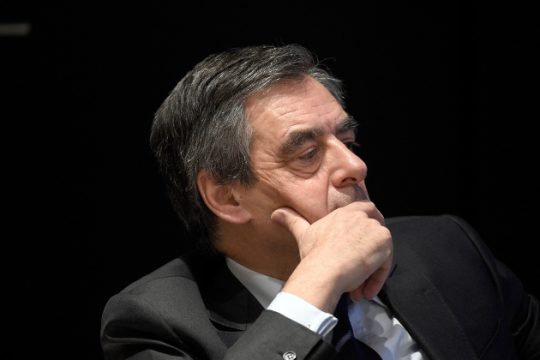Εισαγγελική έρευνα εις βάρος του Φρανσουά Φιγιόν