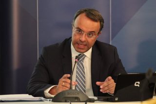 «H κυβέρνηση δεν δικαιούται να κουνά το δάκτυλο και να κατασκευάζει δράκους»
