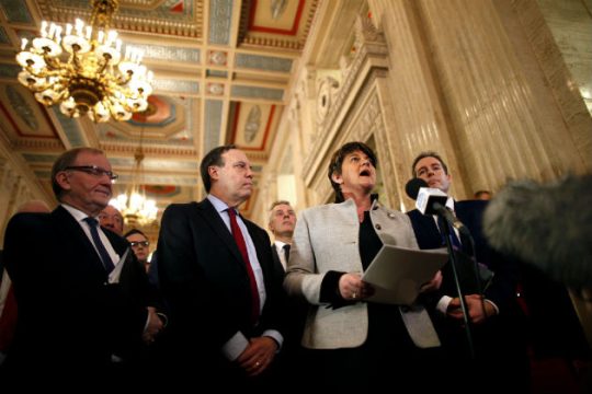 Πρόωρες εκλογές στη Β. Ιρλανδία σε καιρό Brexit