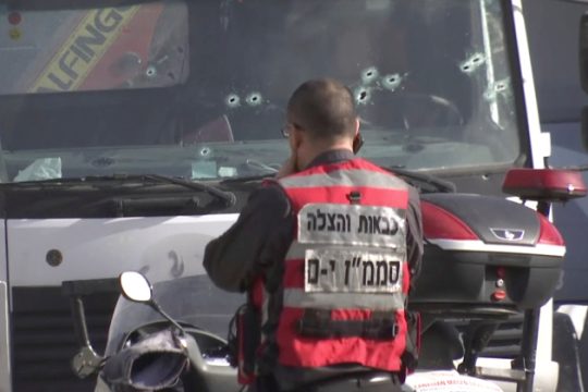 Τέσσερις οι νεκροί από την επίθεση στην Ιερουσαλήμ
