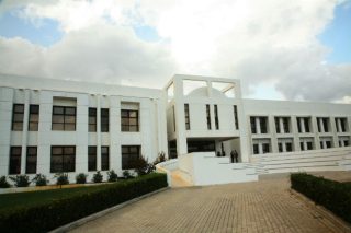 Τριετές πρόγραμμα για θέσεις νέων επιστημόνων