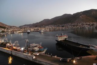 Σύγκρουση πλοίων στο λιμάνι της Καλύμνου