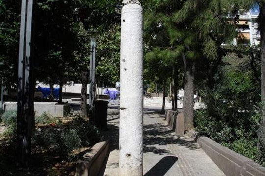 Μνημείο ζητά επιγραφή