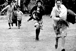 Οι «Κυπραίες», μια εξαιρετικά επίκαιρη ματιά στο Κυπριακό