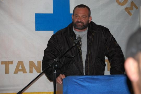 Ποιος οπλίζει το χέρι του Λαγού;