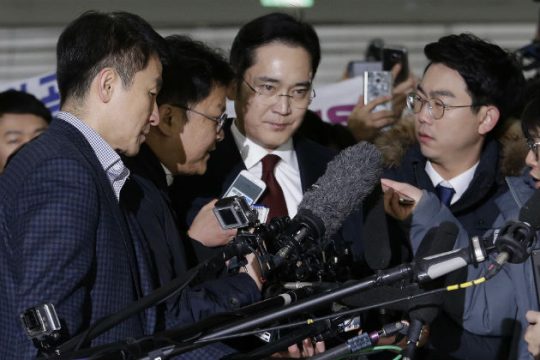 Επίκειται σύλληψη του αφεντικού της Samsung