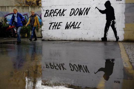 Ενα εμπόδιο περνάς και δύο ξεφυτρώνουν