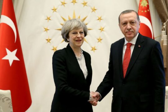 Προετοιμάζοντας το έδαφος για τη «μετα-Brexit» εποχή