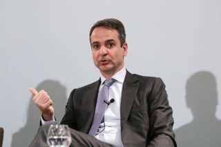 «Κλείστε την αξιολόγηση ή αλλιώς κάντε εκλογές»