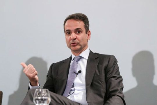 «Κλείστε την αξιολόγηση ή αλλιώς κάντε εκλογές»
