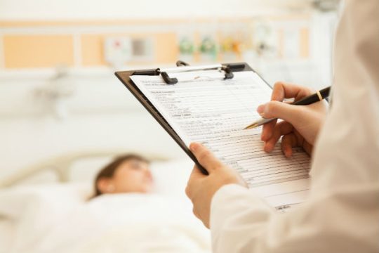 2.500 προσλήψεις γιατρών εντός του μήνα