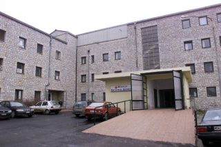Σήμερα η δίκη του 39χρονου  που ξυλοκόπησε τραυματιοφορέα  και γιατρό στο «Παπανικολάου»