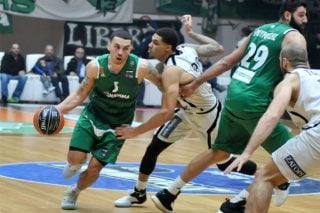 Εύθραυστη ισορροπία