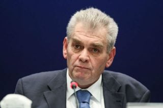 «Επιφυλάσσω δυσάρεστες εκπλήξεις σε διαπλοκή και φοροφυγάδες»