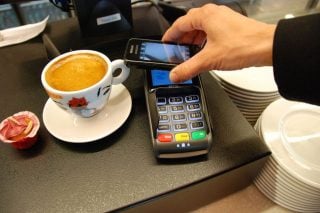 Ανέπαφες πληρωμές από το κινητό