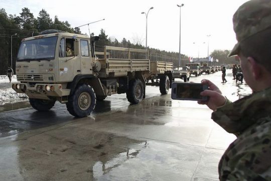 «Παρέλαση» αμερικανικών δυνάμεων στην Πολωνία