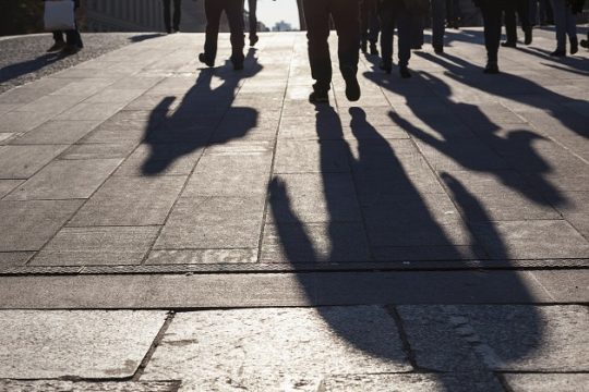 Τα παιδιά της πιάτσας, ο αστυνόμος Μπέκας και Λύκος της Wall Street