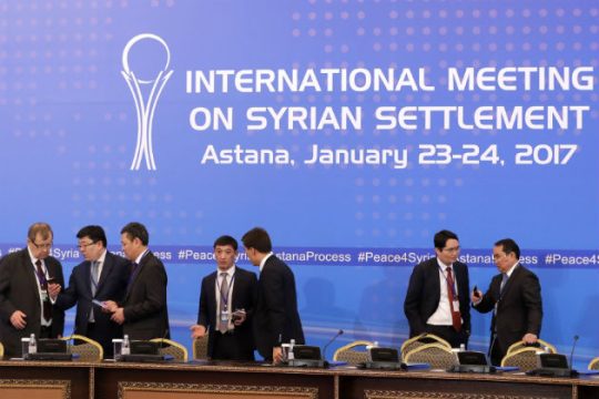 Στην Αστάνα με μια χλομή ελπίδα για ειρήνη στη Συρία
