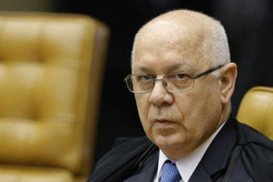 Νεκρός δικαστής-κλειδί στην έρευνα οικονομικών σκανδάλων