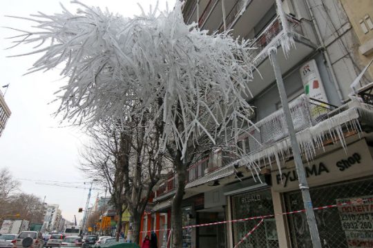 Παγωμένη η Βόρεια Ελλάδα