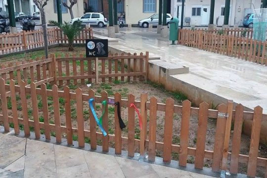 Η πρώτη δημόσια τουαλέτα για ζώα στο Ηράκλειο