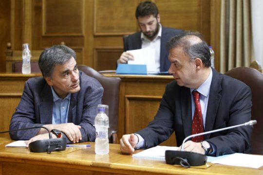 «Η καθυστέρηση της ανάκαμψης της οικονομίας θα κοστίσει 2-3 δισ. ευρώ»
