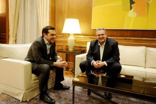 Αντιδράσεις των κομμάτων για τα 2 χρόνια της κυβέρνησης