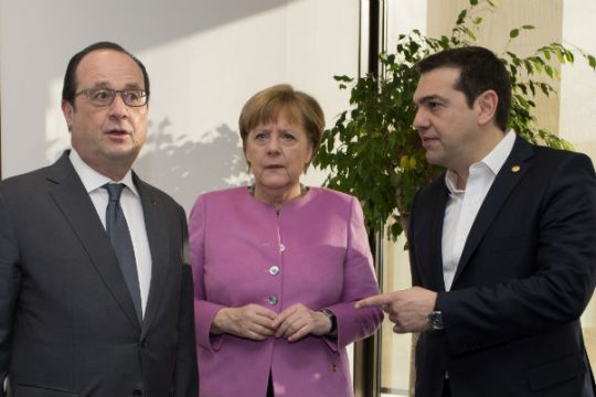 Σαφή ευρωπαϊκή θέση ζήτησε ο Τσίπρας από Μέρκελ – Ολάντ για το Κυπριακό