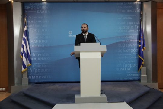 «Στη Γενεύη μόνο εάν υπάρχει πιθανότητα λύσης»