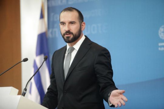 «Κατασκευασμένη πολιτικά μια αναζωπύρωση της κρίσης»
