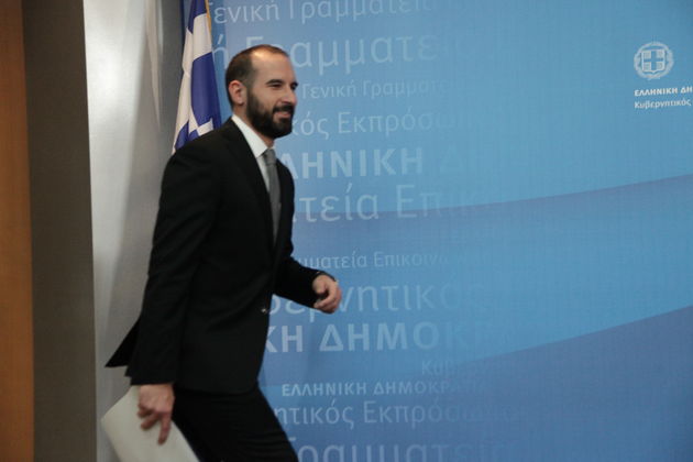 «Στοχοποιεί» Κυριάκο για τα «θαλασσοδάνεια»