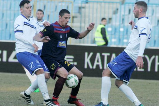 Κερδισμένη η Βέροια- Ισοπαλία για ΑΕΛ, Πλατανιά