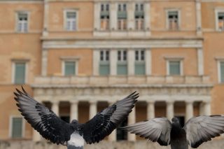 Δεύτερη αξιολόγηση, αλλιώς πέταξε το πουλί…