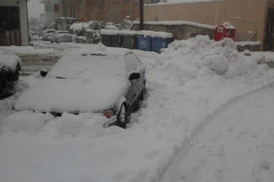 Προβλήματα στις μετακινήσεις, κλειστά τα σχολεία