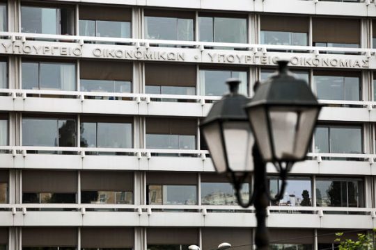 Μισά μέτρα λόγω μεγάλου… μαξιλαριού