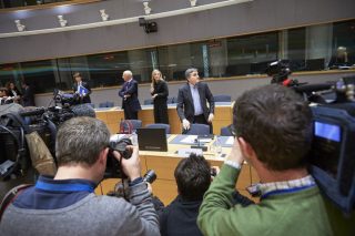 «Χρυσή τομή» με… ουρές