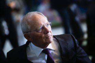 «Σόιμπλε, μην αρχίσεις τα ίδια με την Ελλάδα, όπως το 2015»