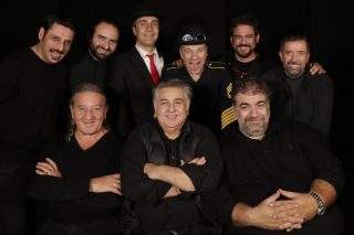 Αιχμηρή πολιτική σάτιρα μετά… μουσικής